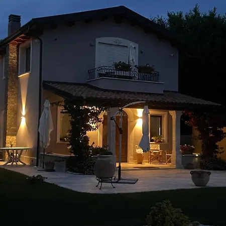 Bed & Breakfast Corte Dei Mirti, Signorili